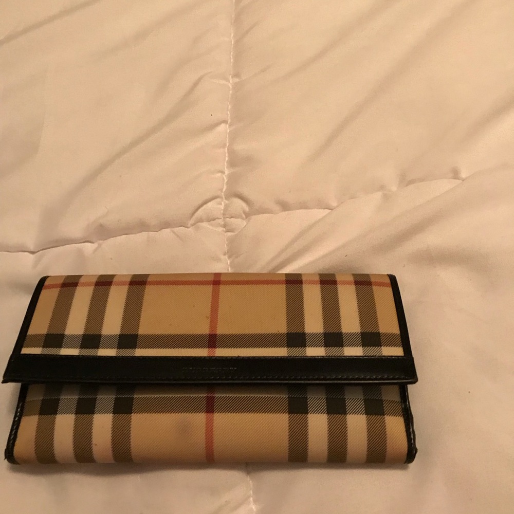 Burberry wallet